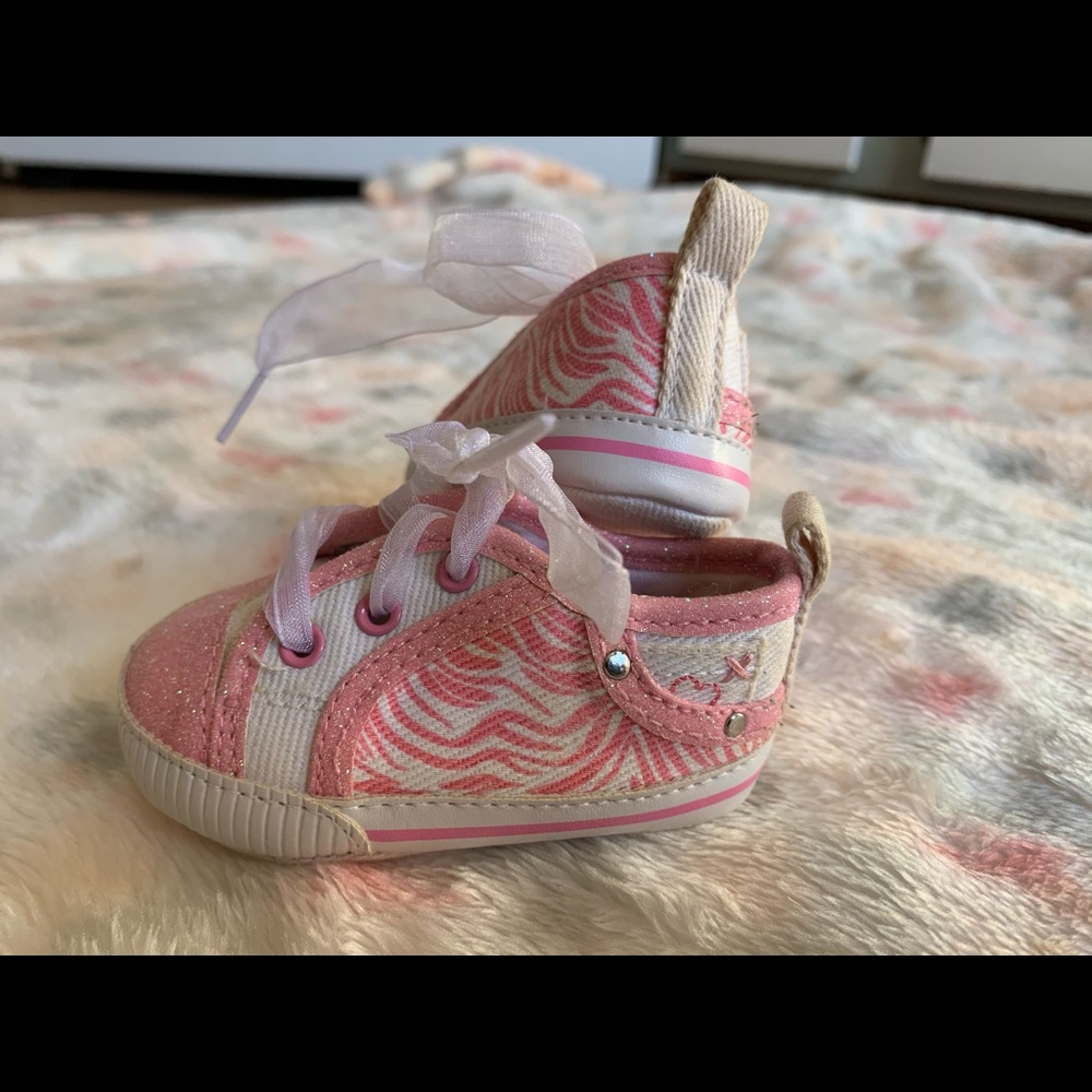 The Children’s Place 0-3 month sneakers.
